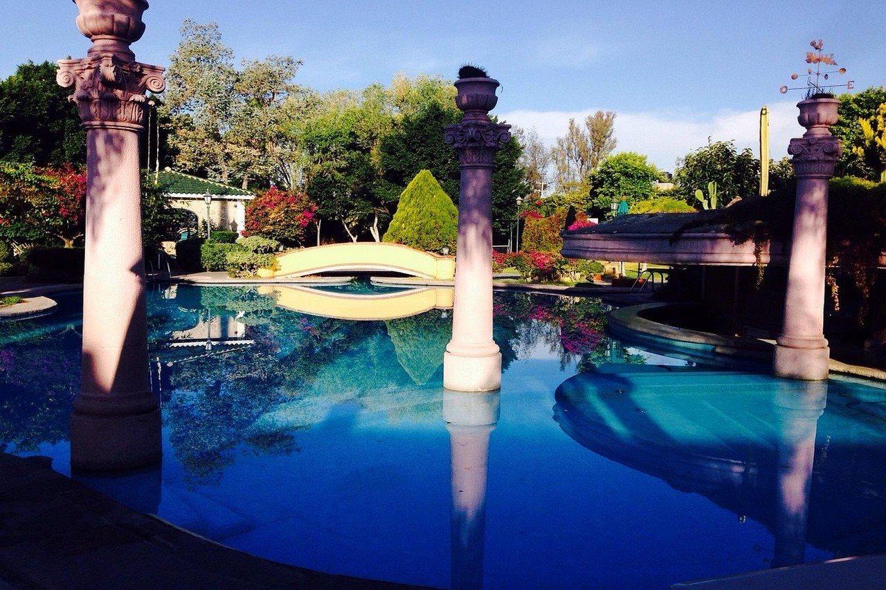 Gran Hotel Hacienda De La Noria Aguascalientes Luaran gambar The pool at the center of the resort