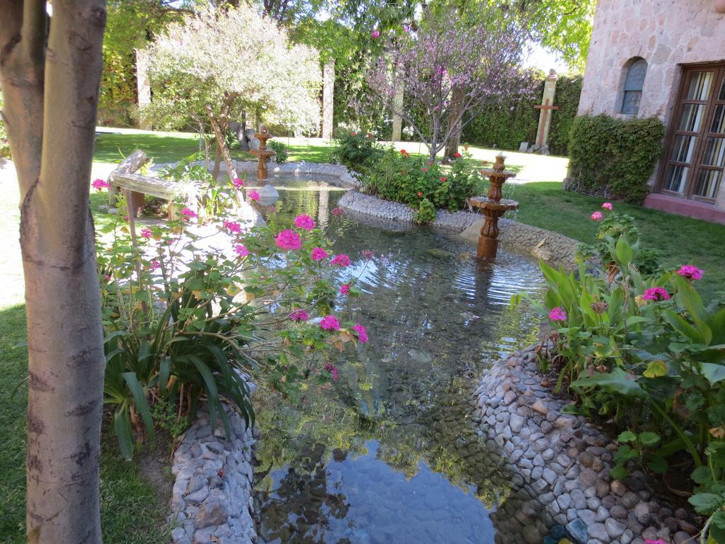 Gran Hotel Hacienda De La Noria Aguascalientes Luaran gambar The gardens at the center